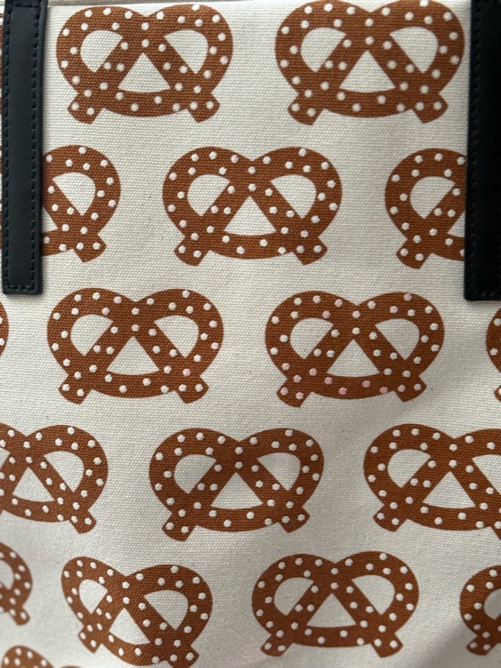 Kate Spade White canvas pretzel print tote - Picture 6 of 7